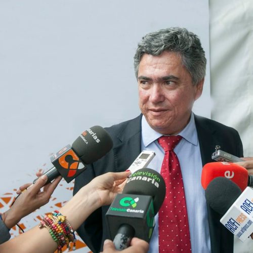 El presidente del COF de Las Palmas en la Junta Directiva de la Asociación de Colegios Profesionales de Canarias