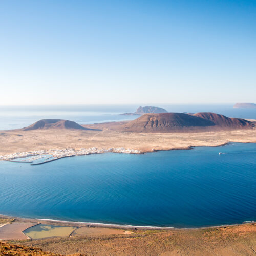 Los farmacéuticos de Canarias se oponen a la campaña “La Graciosa sin humo”