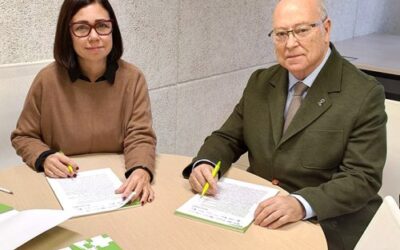 Los farmacéuticos de Las Palmas podrán seguir formándose en el COF de Granada